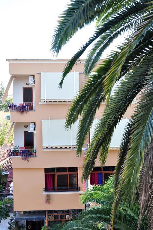 Hotel Parlamenti Tirana Exterior foto