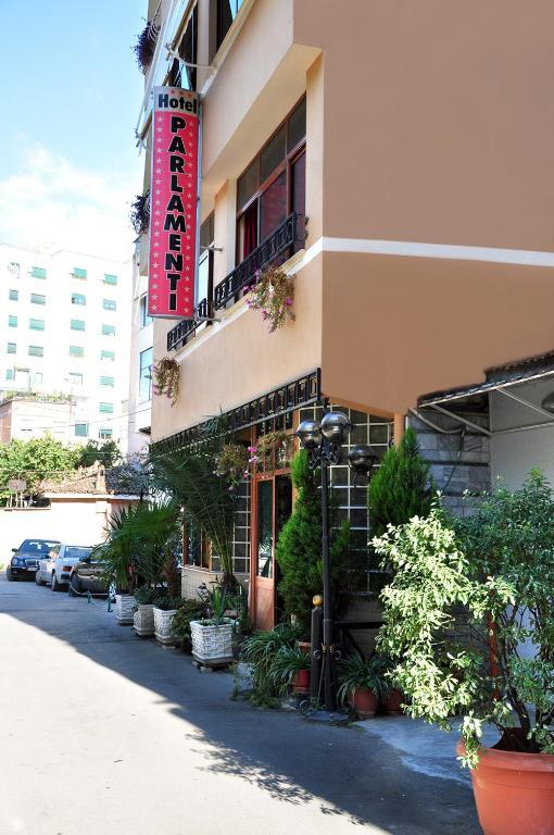 Hotel Parlamenti Tirana Exterior foto