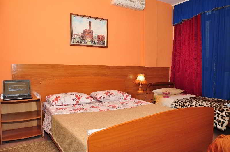 Hotel Parlamenti Tirana Exterior foto
